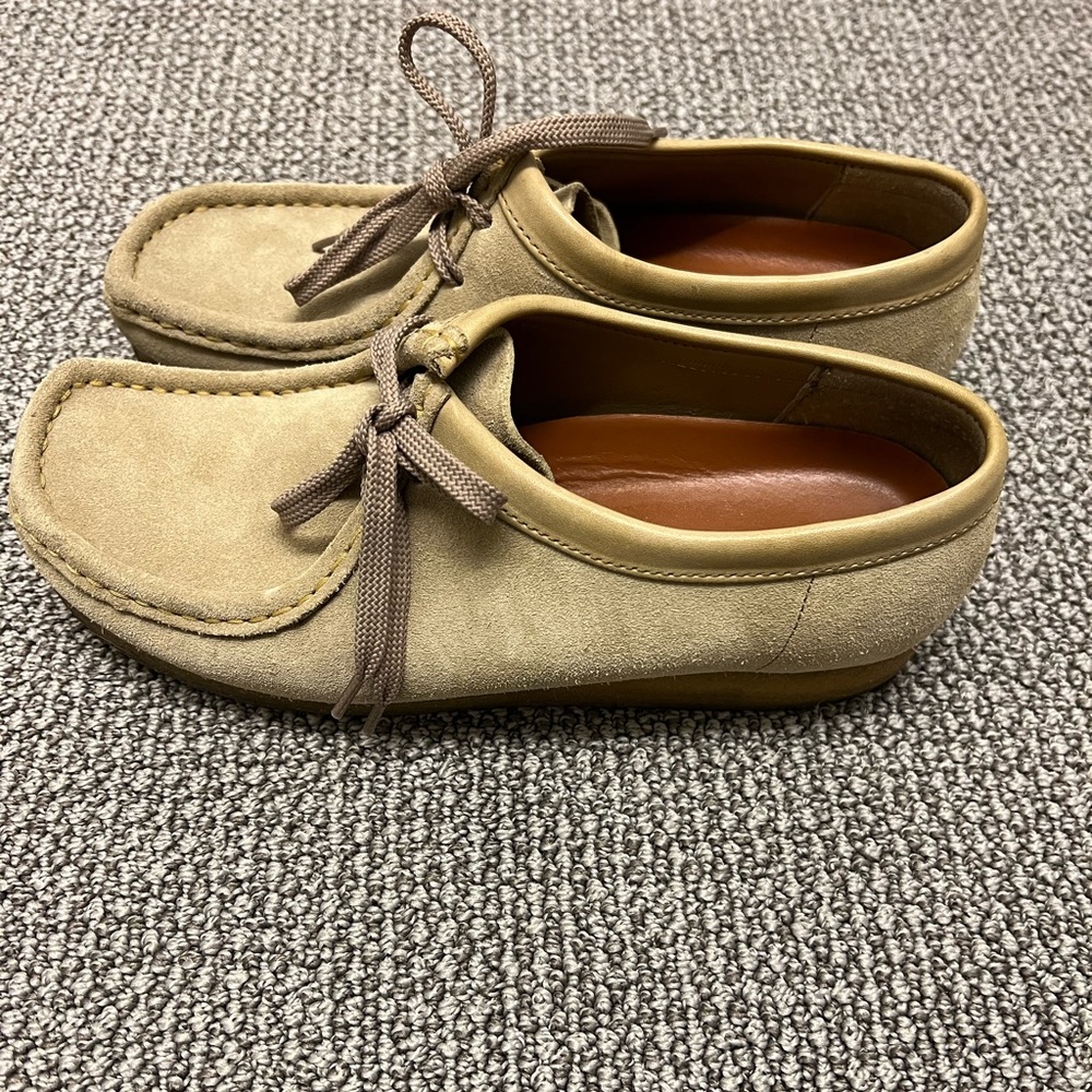 Clarks Original Wallabee Shoes Men’s 10 Beige Leather Suede